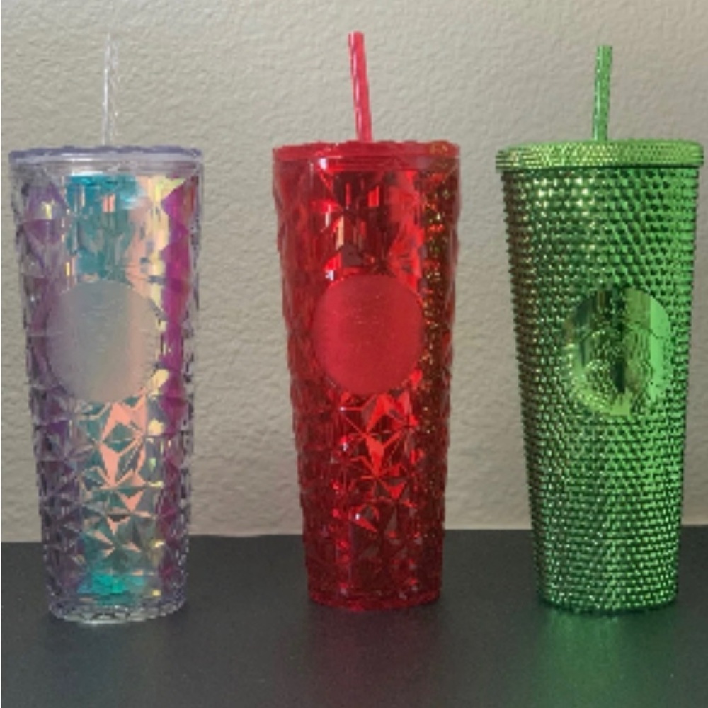 Starbucks holiday collection